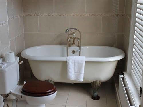 The Crown Hotel Framlingham Ngoại thất bức ảnh